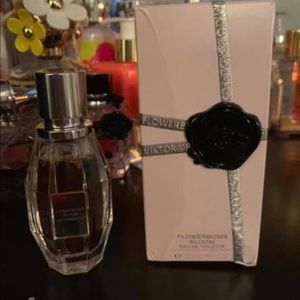 Flowerbomb Bloom 30 ml